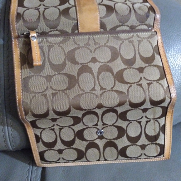 Coach wallet - Picture 2 of 2